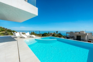 Villa in Benalmádena